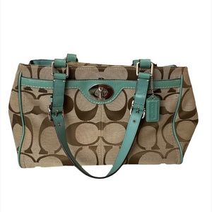 EUC!! COACH (large) Shoulder Bag!